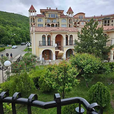 романа елените Appartement *